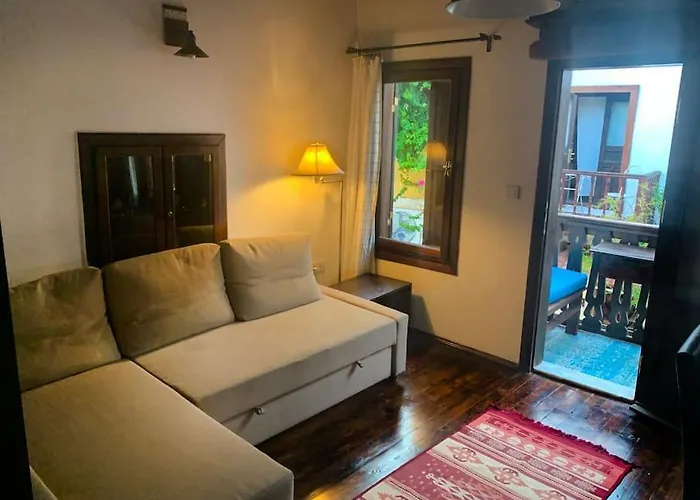 Uzun Carsi Mira Loft דירה קס