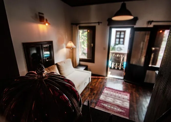 Uzun Carsi Mira Loft דירה